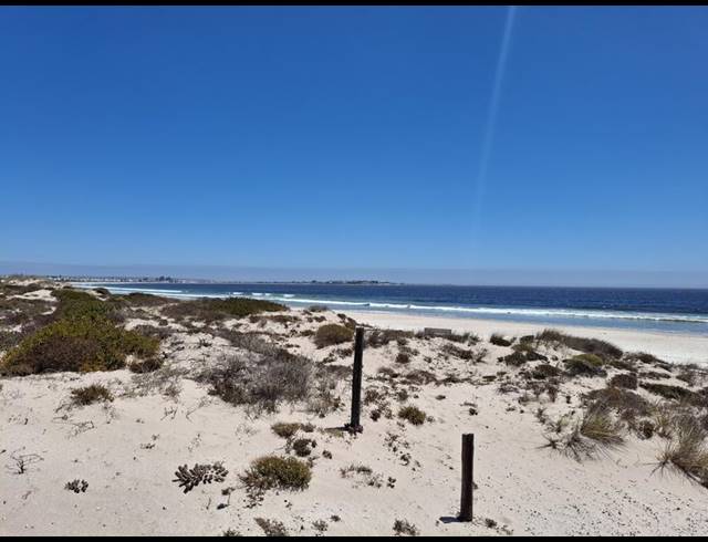 LAND FOR SALE IN GOLDEN MILE